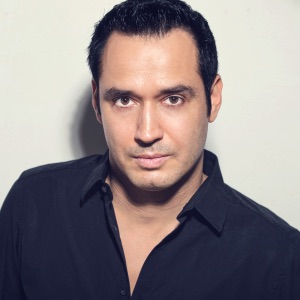 On The Beach (T.markakis Radio Sunset Mix) de Sean Finn